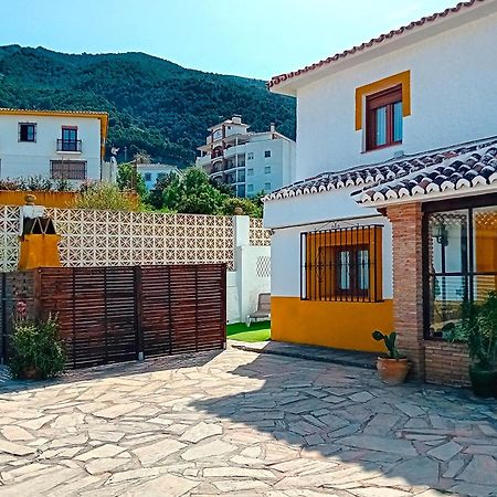 Casa Patio De Los Naranjos Piscina Privada Alcaucín エクステリア 写真