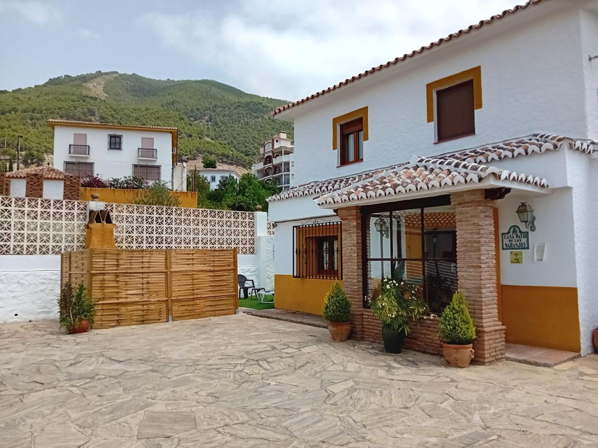 Casa Patio De Los Naranjos Piscina Privada Alcaucín エクステリア 写真