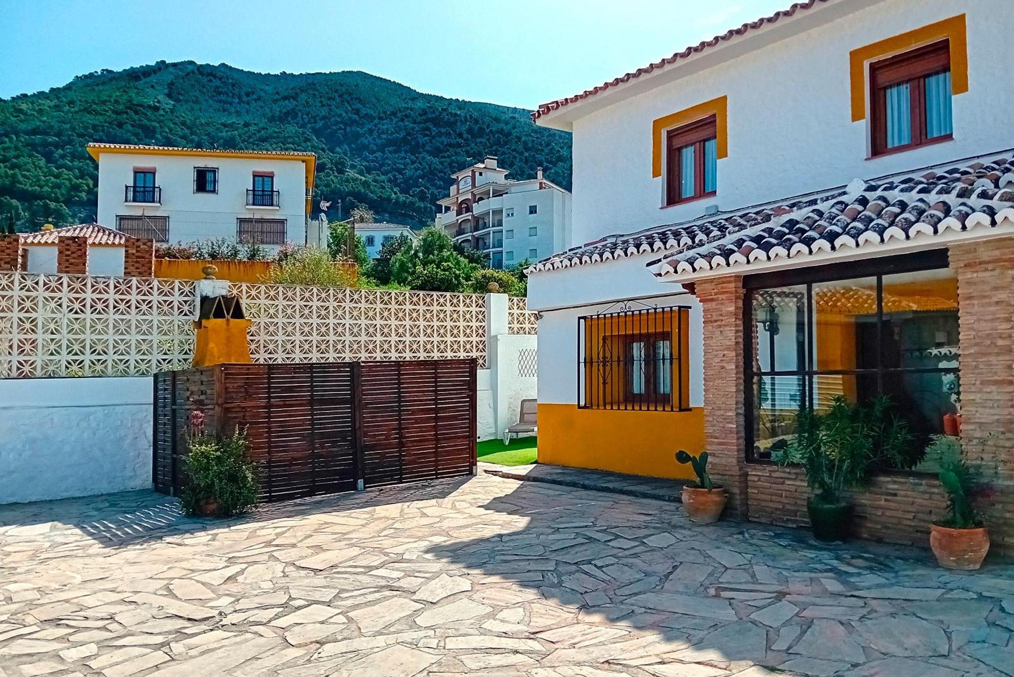 Casa Patio De Los Naranjos Piscina Privada Alcaucín エクステリア 写真